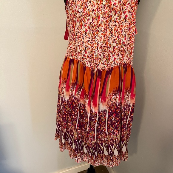 Multi colored cute spring or summer dress - Picture 3 of 4